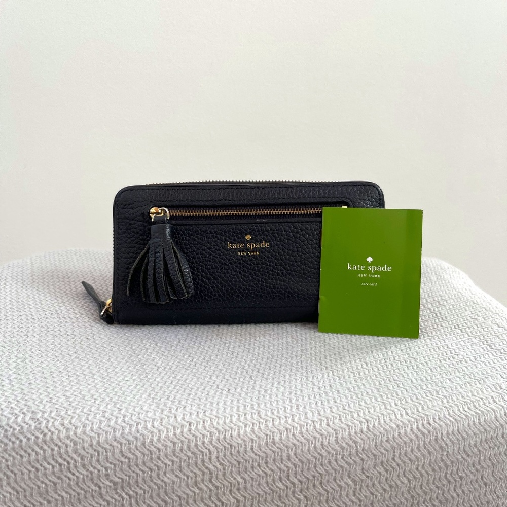 KATE SPADE Large Black Wallet w/Tassel Detail